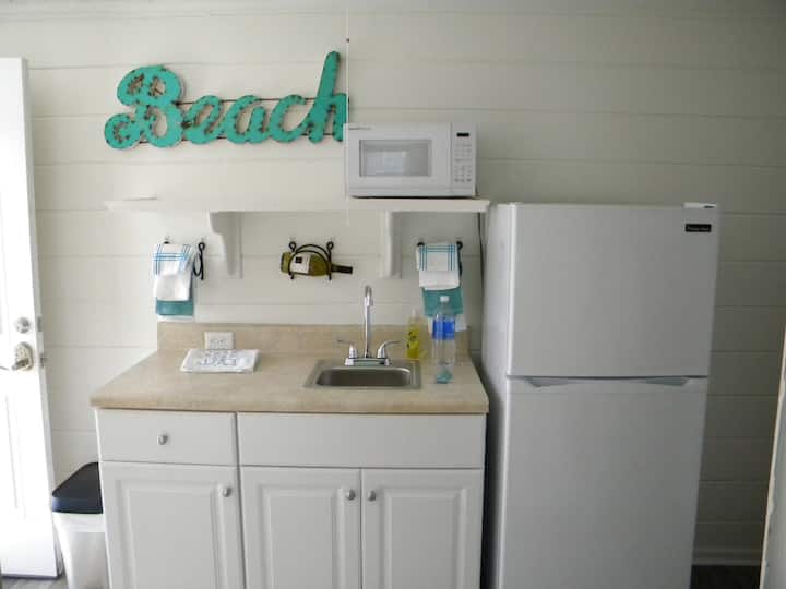 Front Beach Hideaway - Panama City Beach, FL