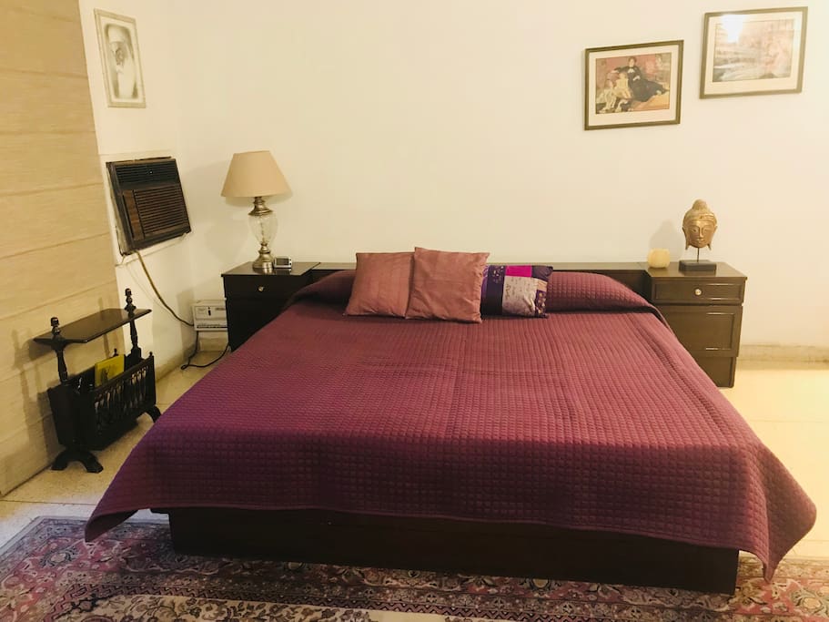 Side tables with lamp
