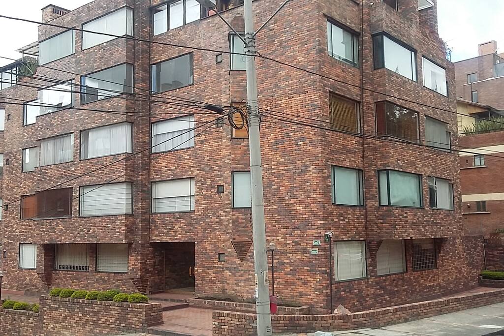 Fachada del Edificio Rosales 78