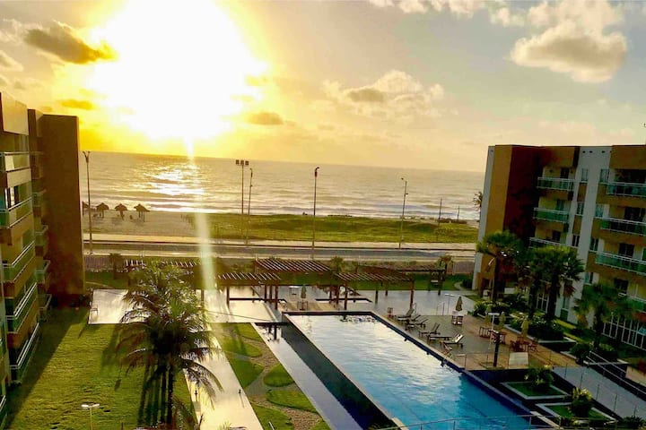 Foto do anúncio de VG FUN - Apartamento 01 Suíte vista mar em Praia do Futuro, Fortaleza