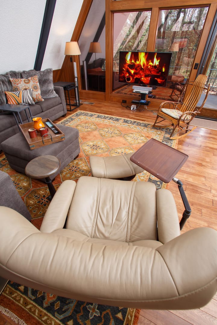 Treehouse / AFrame Houses for Rent in Mills River, North Carolina