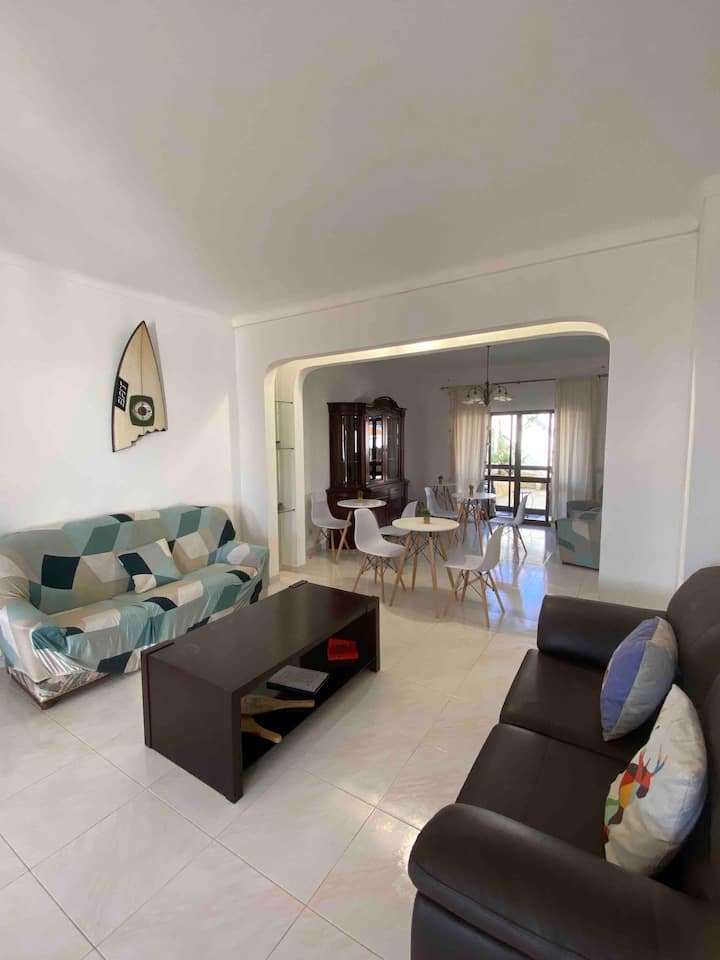 Double Bedroom W/ Shared Bathroom - Sagres