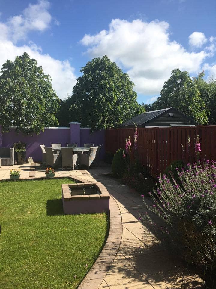 The 'Red' Room - Double Room in Trim