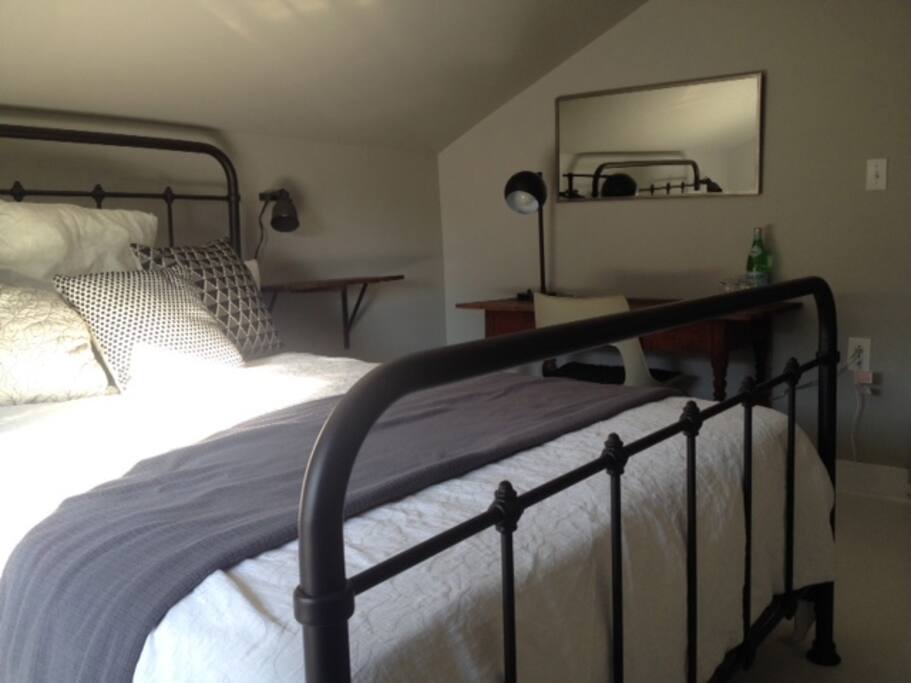 There is a desk and a mirror in each room, as well as an armchair to relax and read a good book.