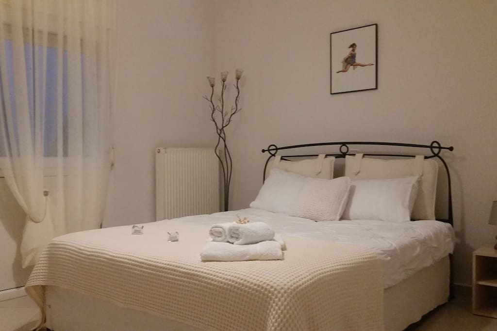 Bedroom - Υπνοδωμάτιο