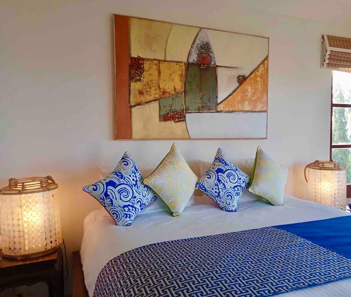 Chumba cha kulala cha ukubwa wa ghorofani 