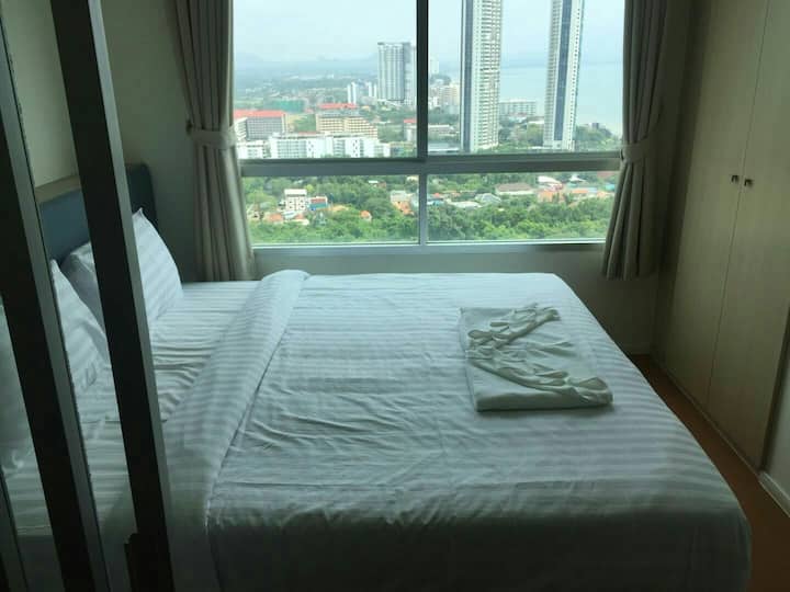 芭提雅中天海滩Lumpini一卧室公寓，swimming Pool 琳 - Pattaya City