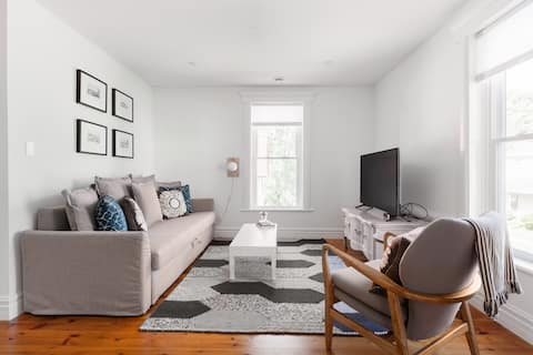 Top Airbnb: A Tranquil Oasis in Picton in Prince Edward