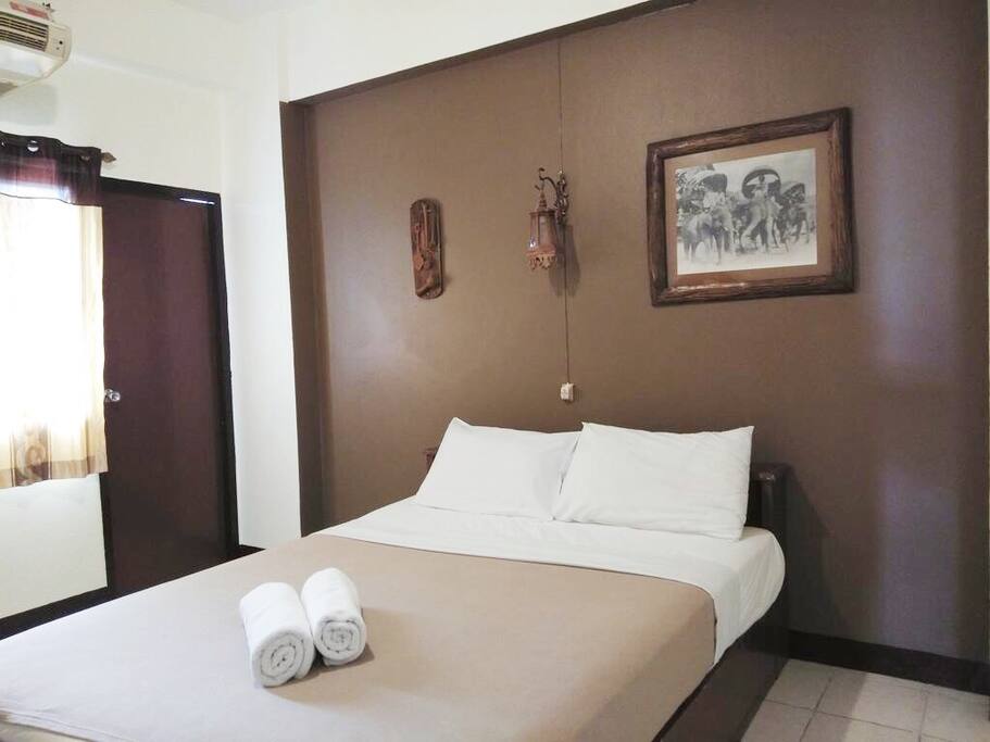 King size & Comfortable bed.