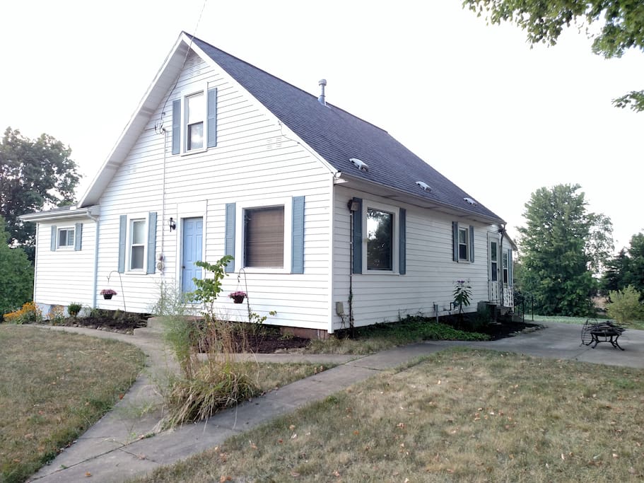 A Dawdi Haus in Amish Country Ohio! Farm stays for Rent in Apple