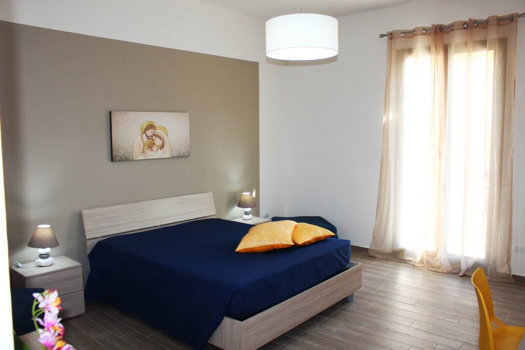 Garibaldi Rooms