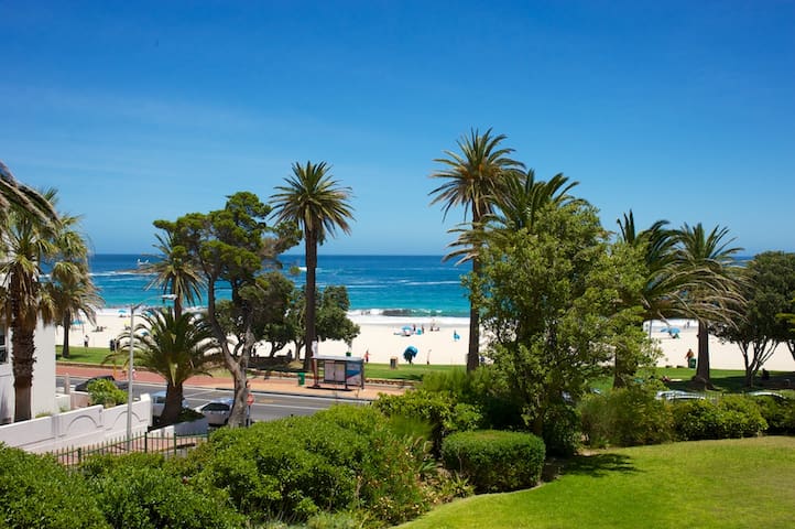 On CAMPS BAY Beach: location, Location, LOCATION!!
