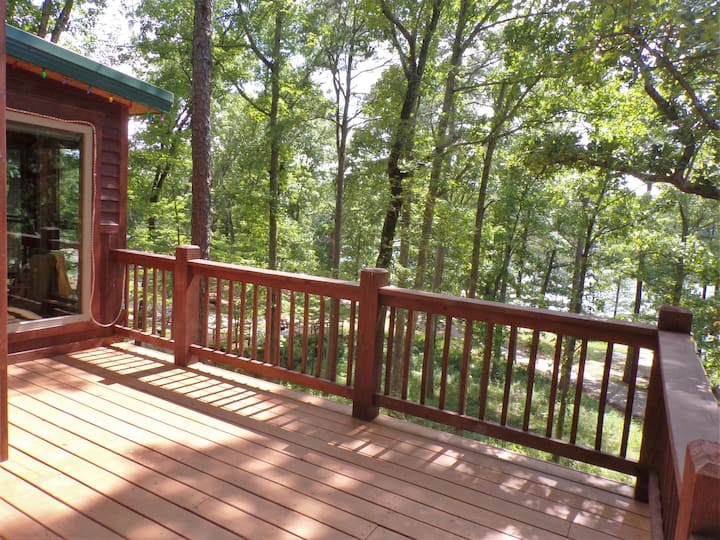 Spring Lake Ranch Tree House 1 "High Hope" Treehouses for Rent in