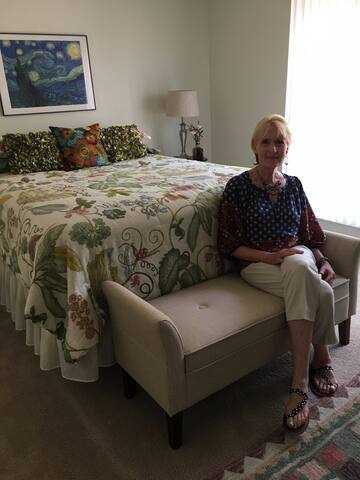 Penelope's Bed & Bath in Northeast Heights