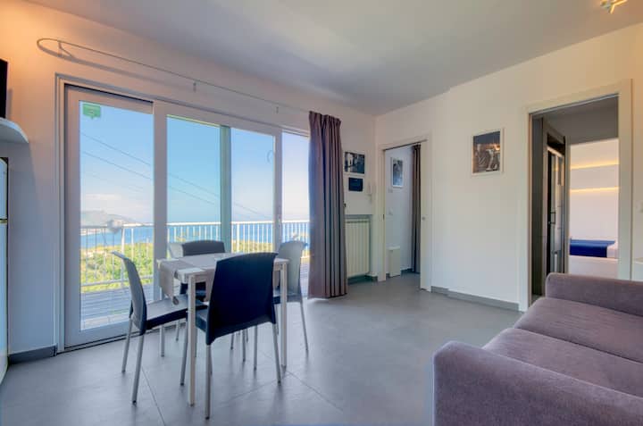 ヴィラザガーデンエリアキッチン
付きリビングルーム 