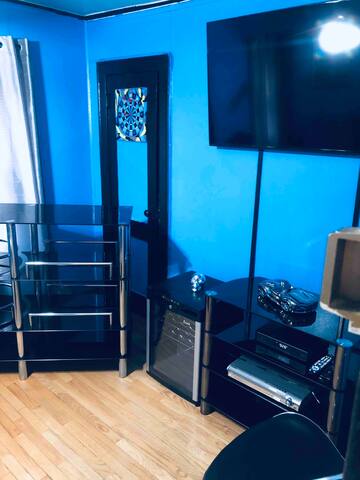 NYC Frontline gallery image 4