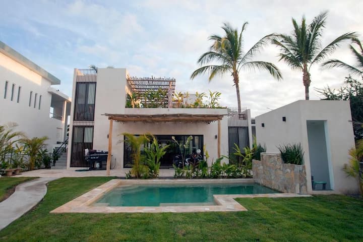 Charming tropical house