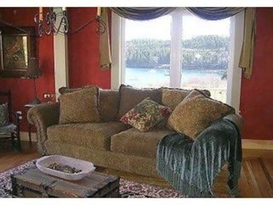 A view of the harbor from living room.