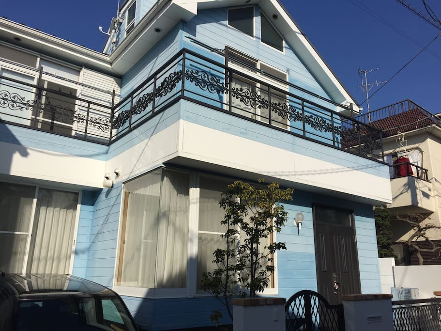 Renting the whole house. 5 min walk from Shimokitazawa station