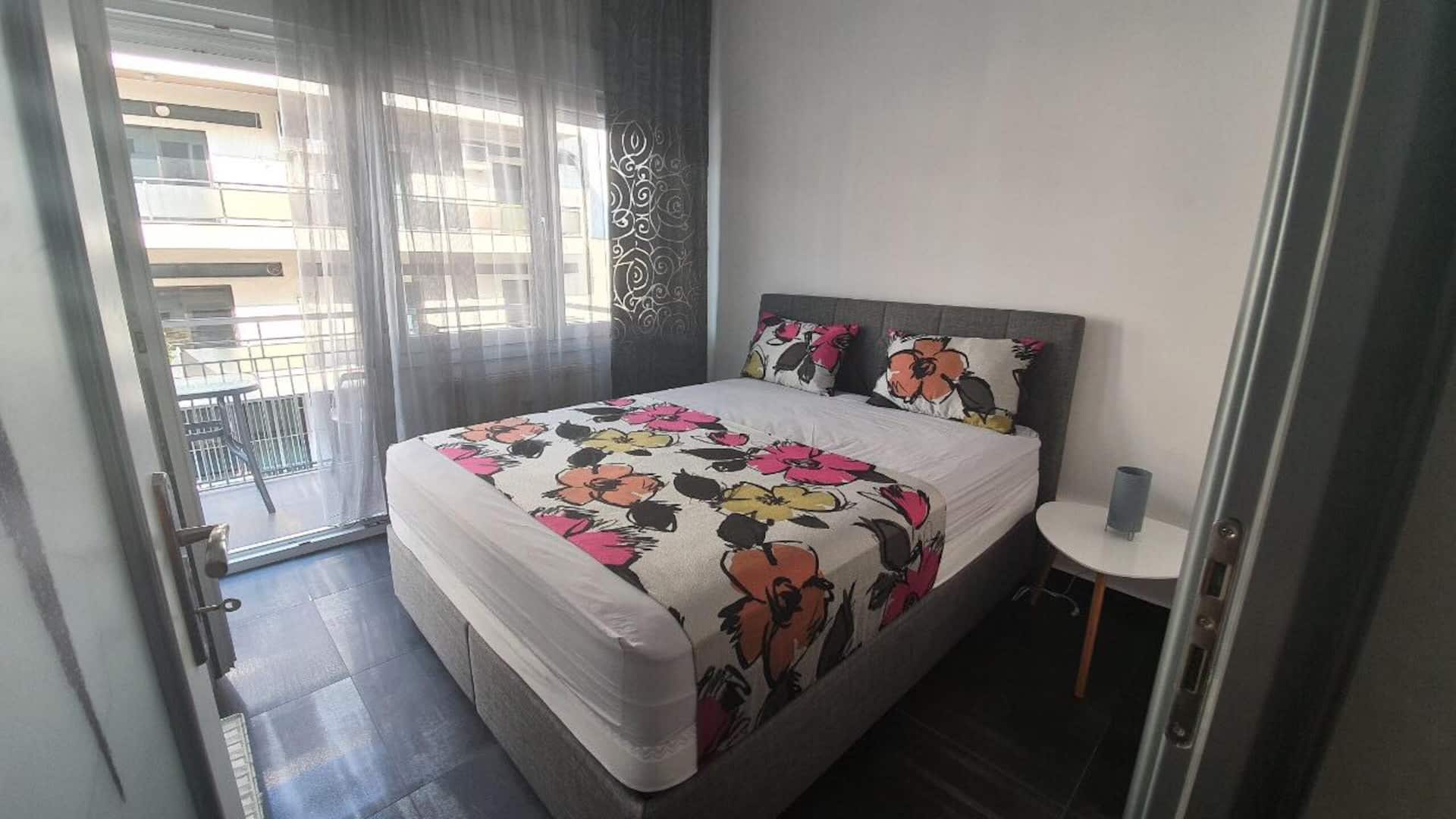 City Center Comfortable Studio Apartment — zdjęcie 3