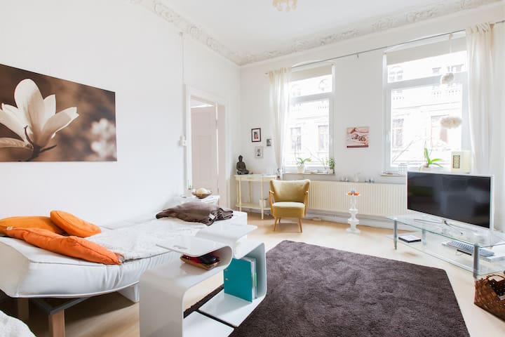 City-center room in a quiet location