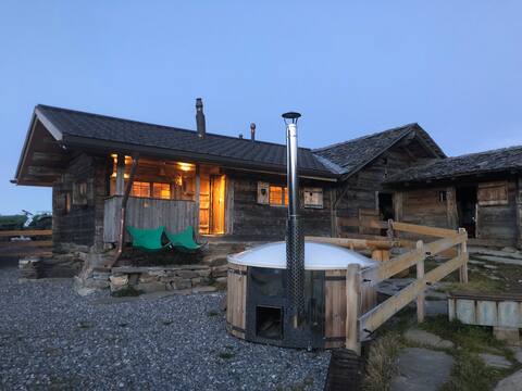 Unique mountain hut - nature experience in comfort