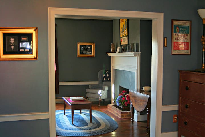 Mtn view Americana Suite by Pippin Hill Vineyard