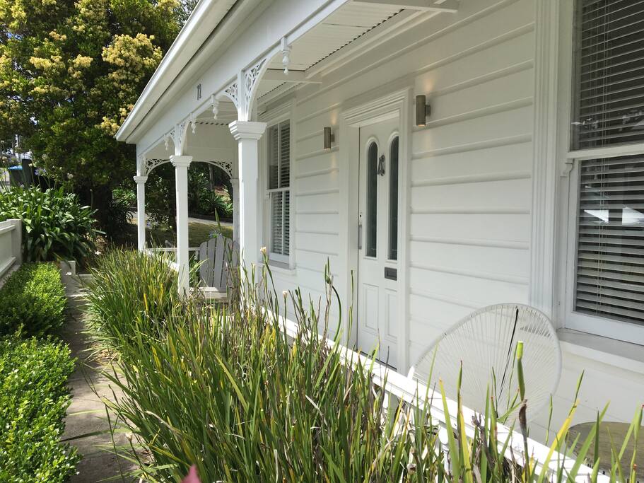 Full of style and grace, this villa is clean and tidy with a warm, homely ambience