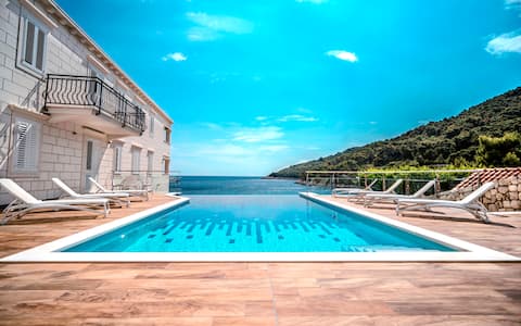 Superior studio balcony,sea view - GARDEN SECRET