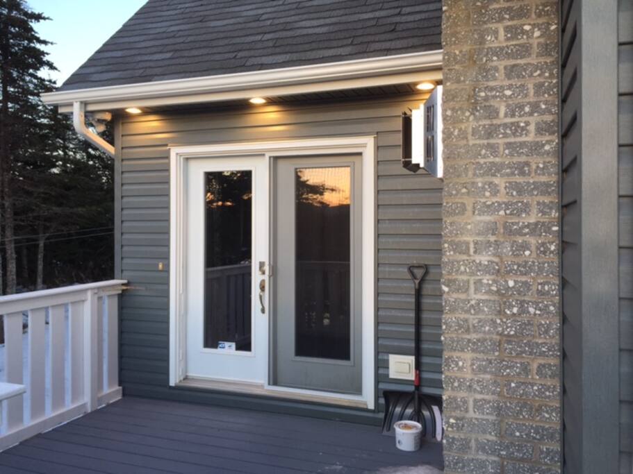 Suite Private Entrance