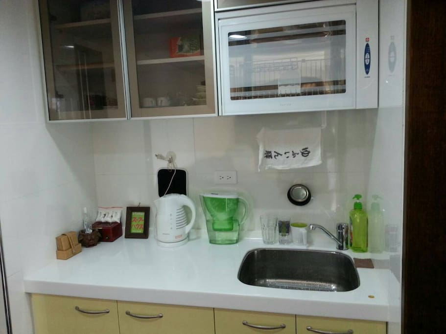 Kitchen and Cookware