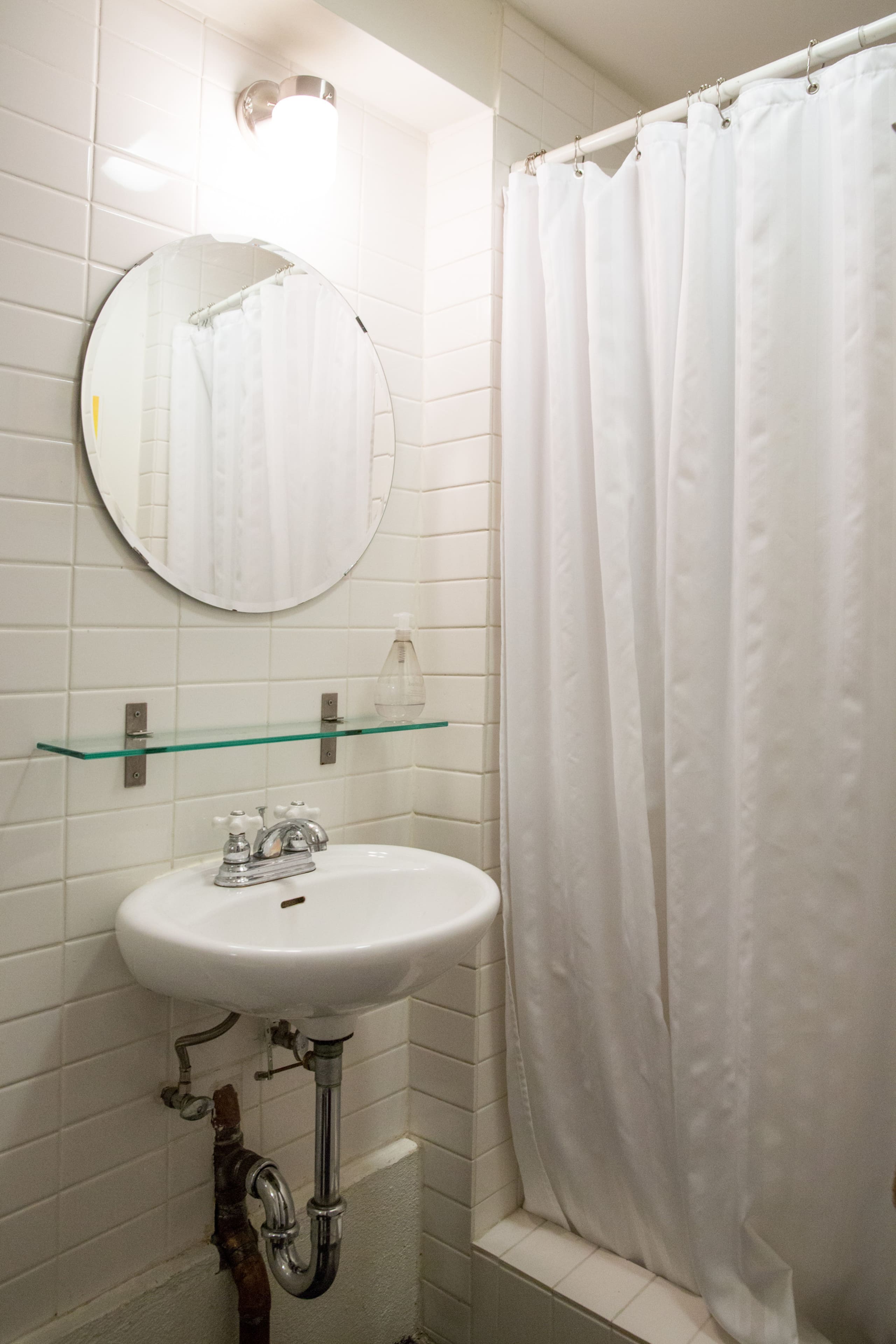 Home in San Francisco · ★4.99 · 3 bedrooms · 3 beds · 3 baths - Image 29