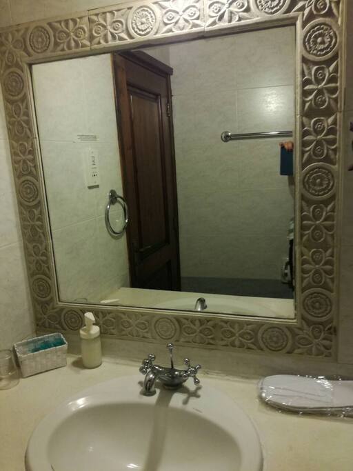 BATH ROOM