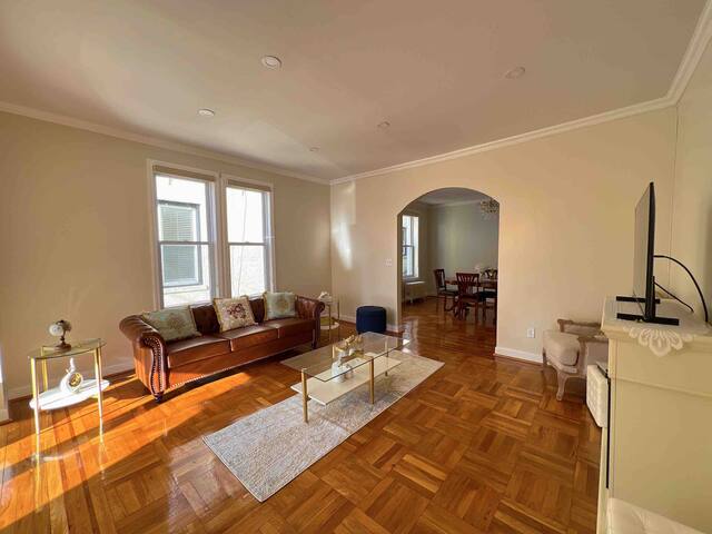 Home away from home space in Brooklyn gallery image 4