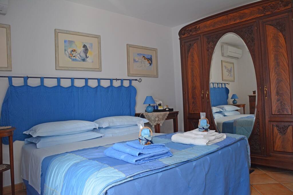 Scrigno blu, altra prospettiva