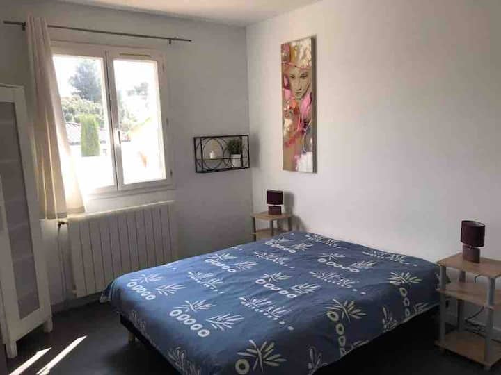 غرفة النوم 2