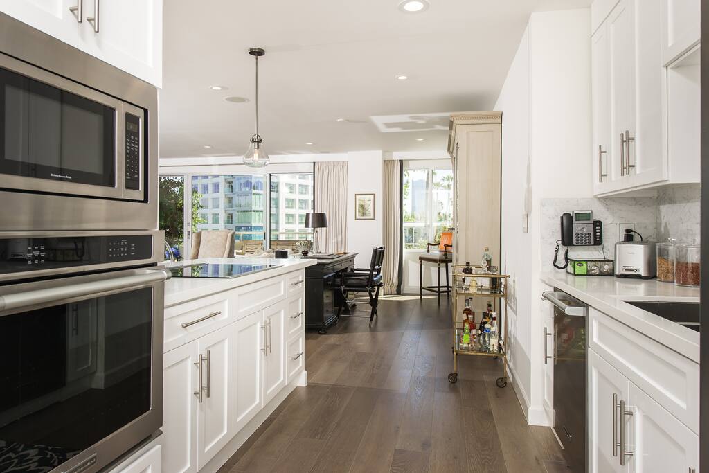 Open Kitchen