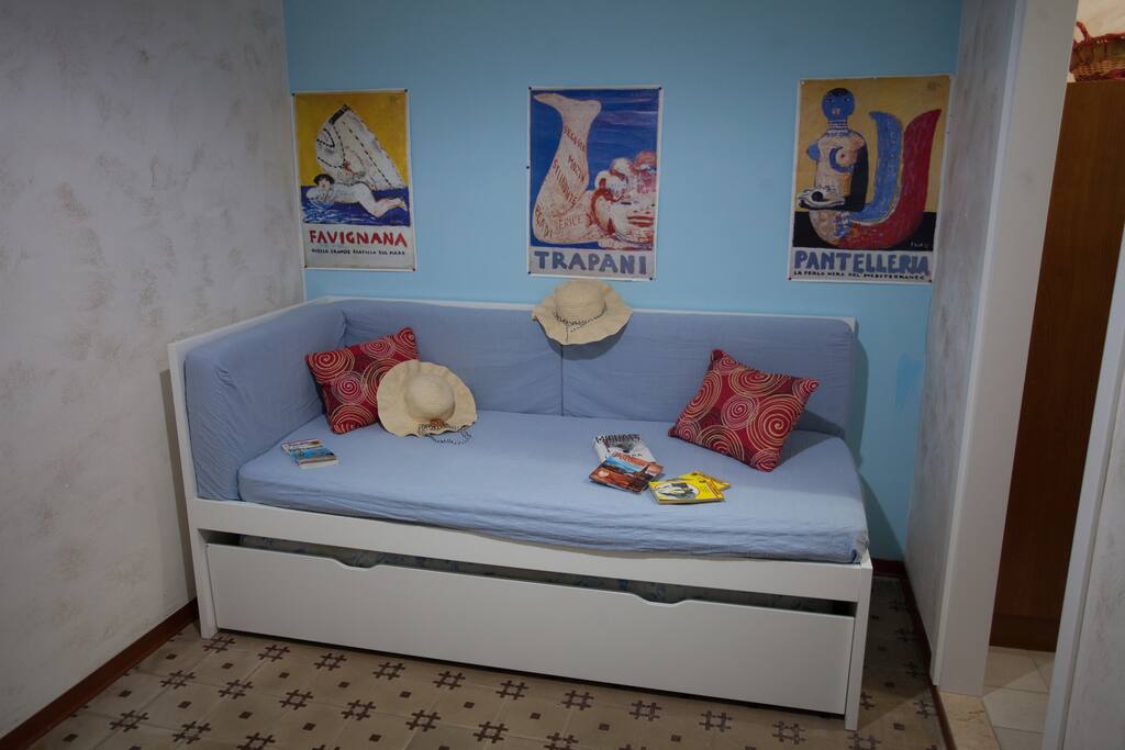 letto divano appartamento superior