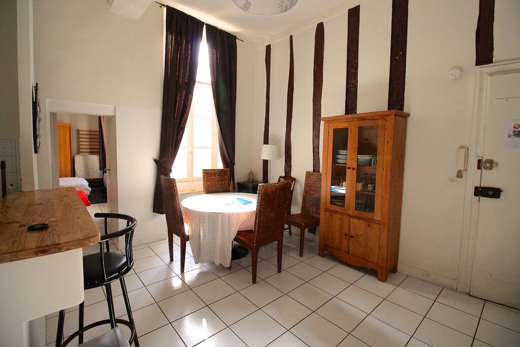 View Living room and dinning room