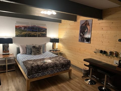 Popular Airbnb listing: Mini-Condo in Big Sky's Meadow Village in Big Sky