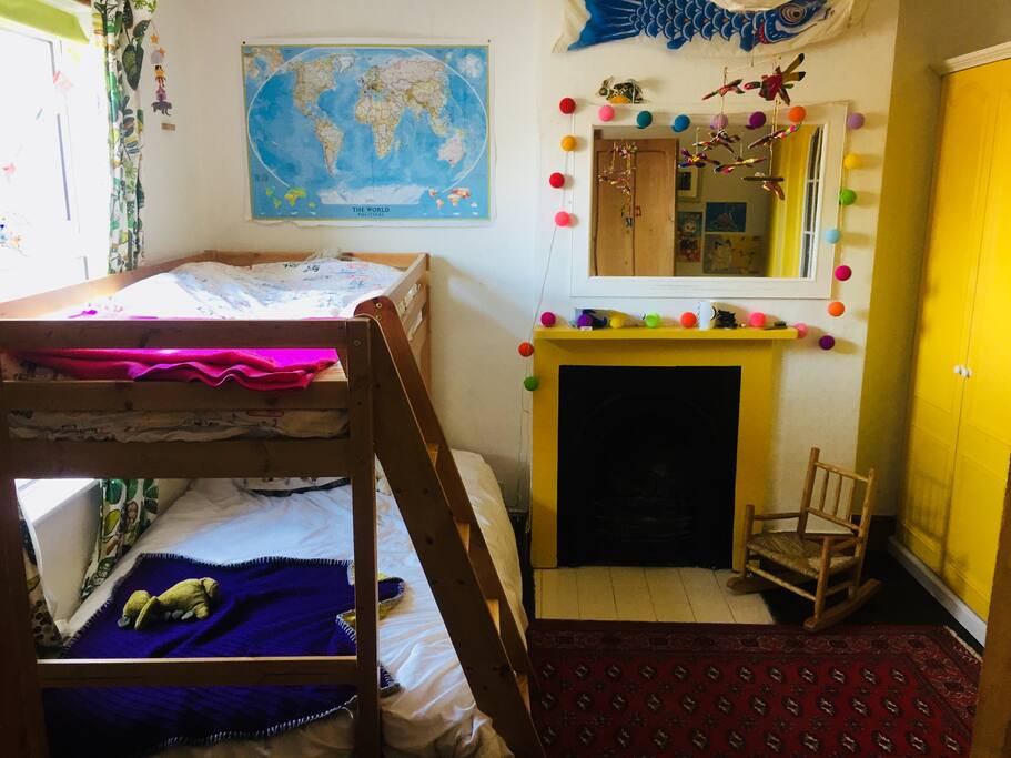 Kids bedroom