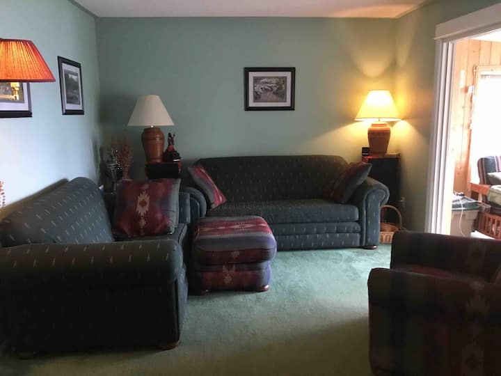 Cozy Bayside Cottage - Tobermory