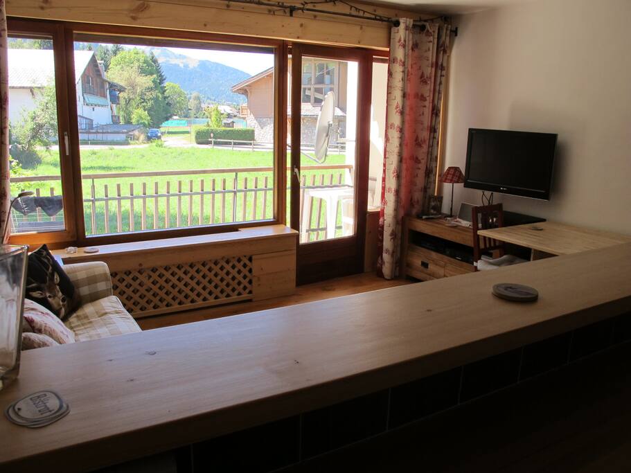 Lounge, dining room