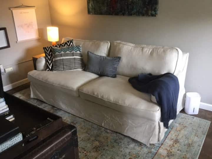 West Adams Guest House - Los Angeles, CA