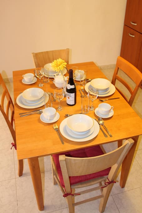Dinning Table