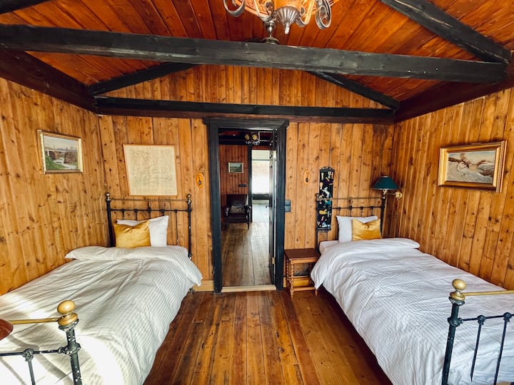 Captain Aspinal's room. Original, built in 1907.