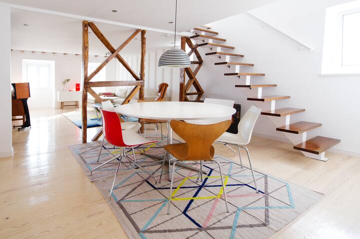 River view penthouse in Lisbon gallery image 5