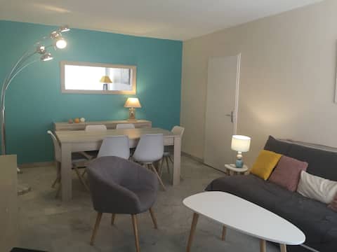 2 pièces centre ville à 100m de la mer