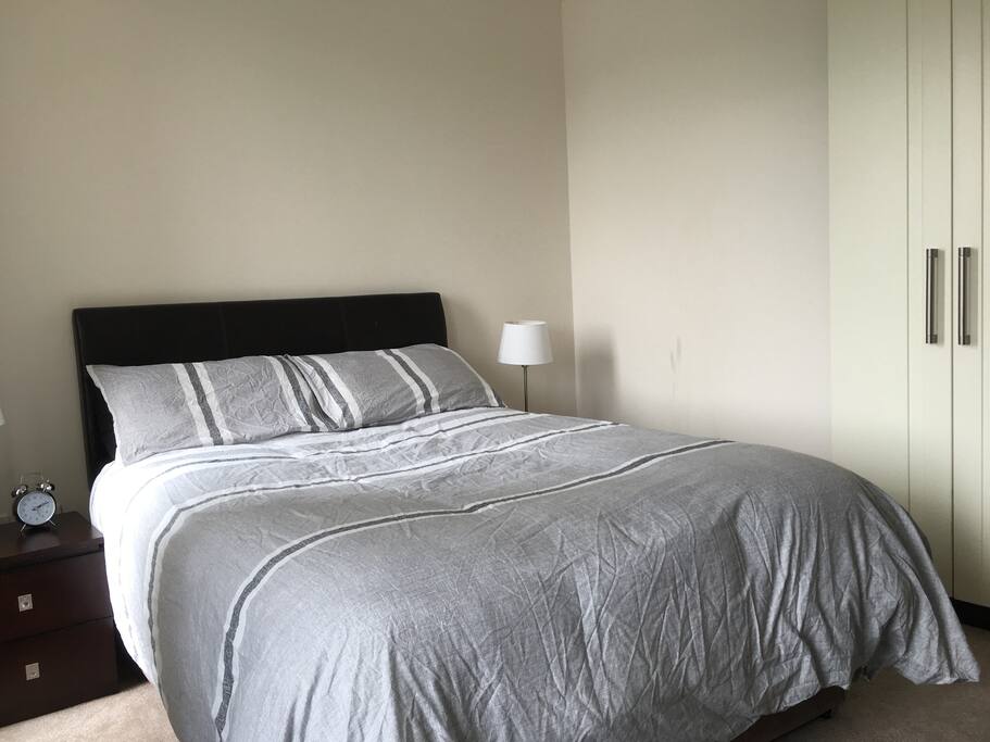 King sized bed