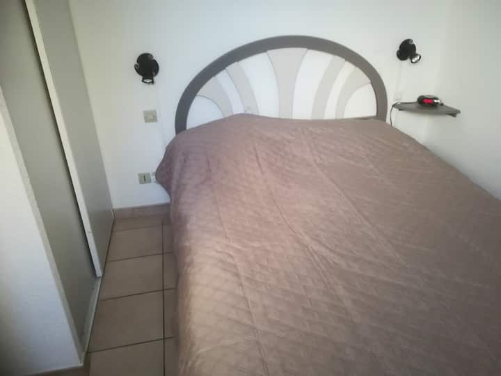 sovrum 1 på bottenvåningen